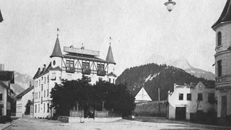 1907 - Hotel Hirsch mit Erkern und Rundtürmen